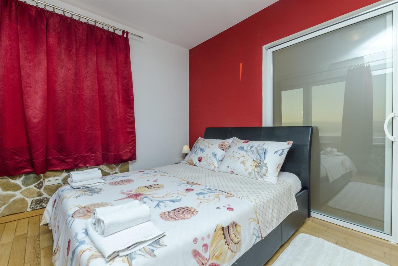 Apartments Bluesun オミシュ エクステリア 写真